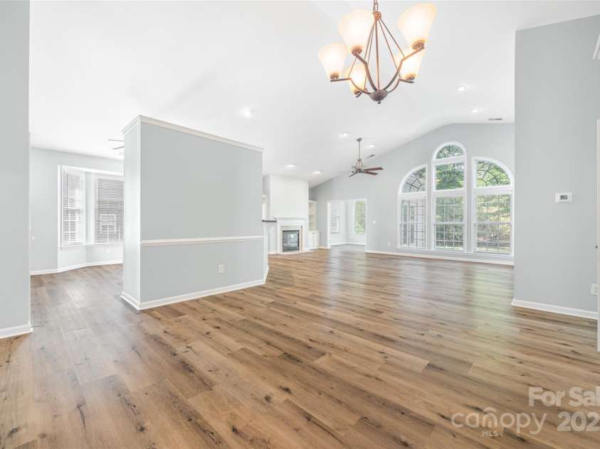 870 Platinum Drive, Fort Mill, SC 29708.  MLS# CAR4272667, YatesRealty ID 27159. 