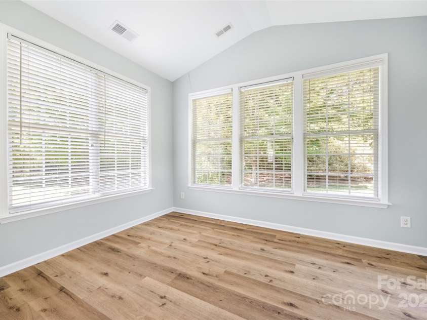 870 Platinum Drive, Fort Mill, SC 29708.  MLS# CAR4272667, YatesRealty ID 27159. 