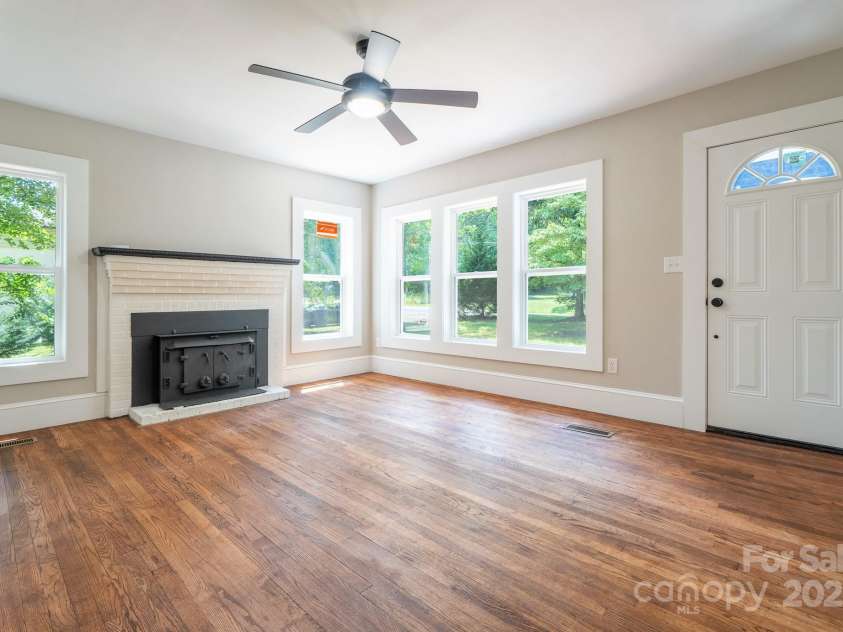 3892 NC 10 Highway, Claremont, NC 28610.  MLS# CAR4208070, YatesRealty ID 27160. 