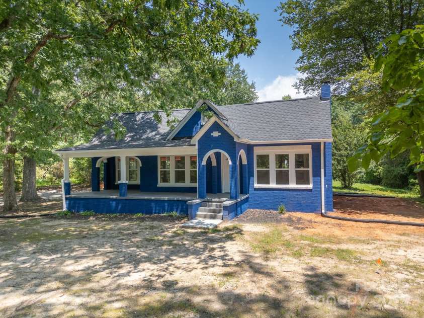 3892 NC 10 Highway, Claremont, NC 28610.  MLS# CAR4208070, YatesRealty ID 27160. 