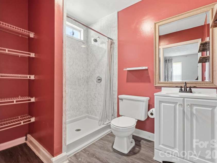 9046 Milton Morris Drive, Charlotte, NC 28227.  MLS# CAR4368531, YatesRealty ID 27160. 