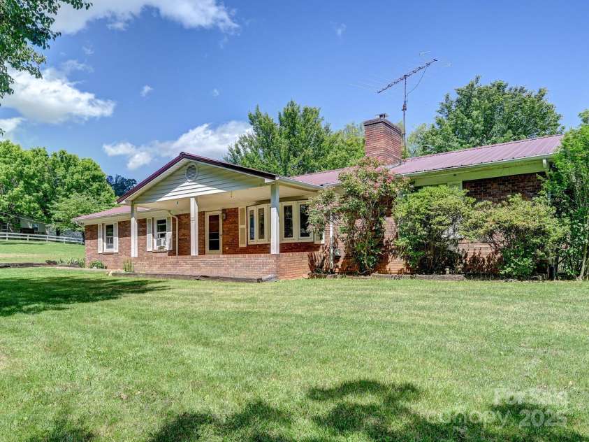 522 Bailey Mountain Road, Mars Hill, NC 28754.  MLS# CAR4260216, YatesRealty ID 27162. Front