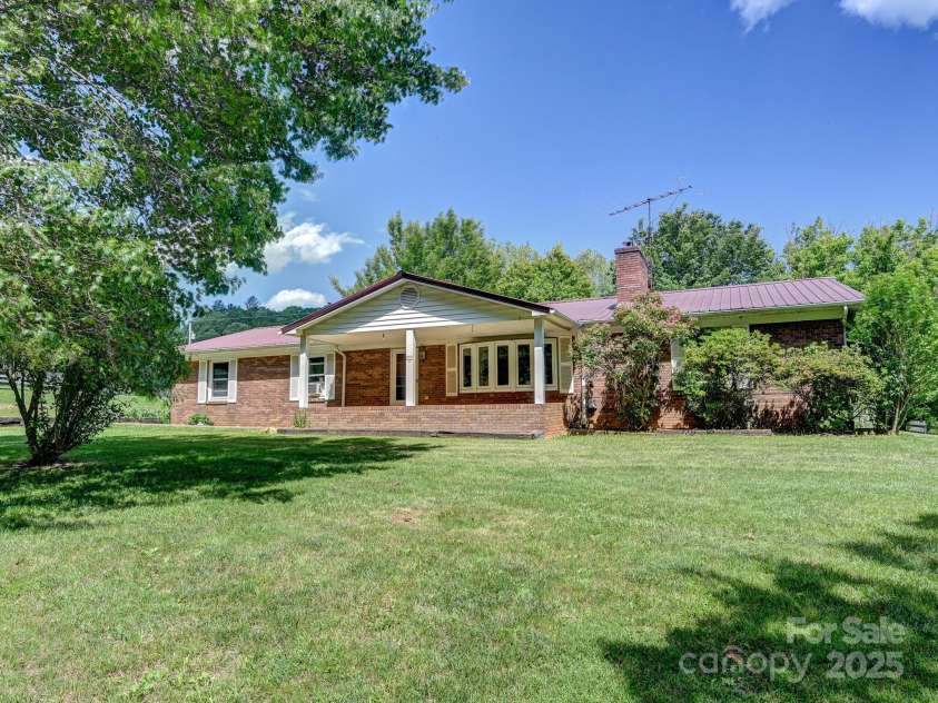 522 Bailey Mountain Road, Mars Hill, NC 28754.  MLS# CAR4260216, YatesRealty ID 27162. Front of home