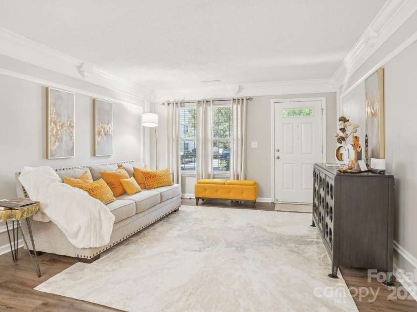 8108 Christmas Court, Charlotte, NC 28216.  MLS# CAR4263666, YatesRealty ID 27163. 