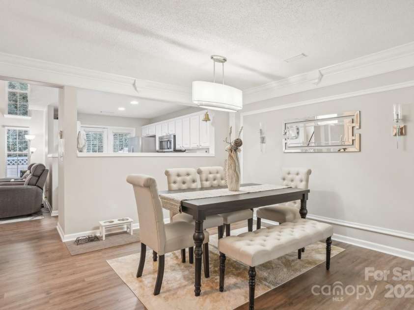 8108 Christmas Court, Charlotte, NC 28216.  MLS# CAR4263666, YatesRealty ID 27163. 