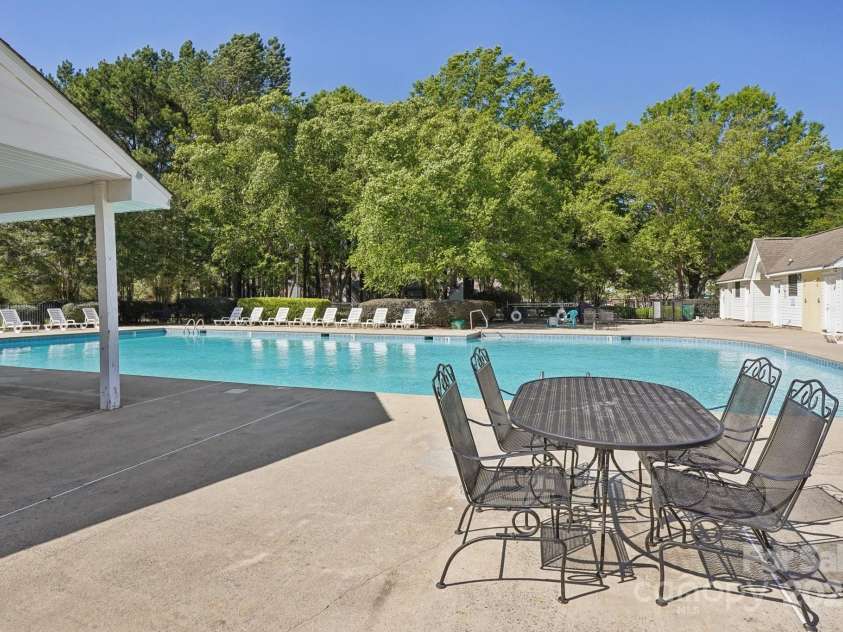 8108 Christmas Court, Charlotte, NC 28216.  MLS# CAR4263666, YatesRealty ID 27163. 