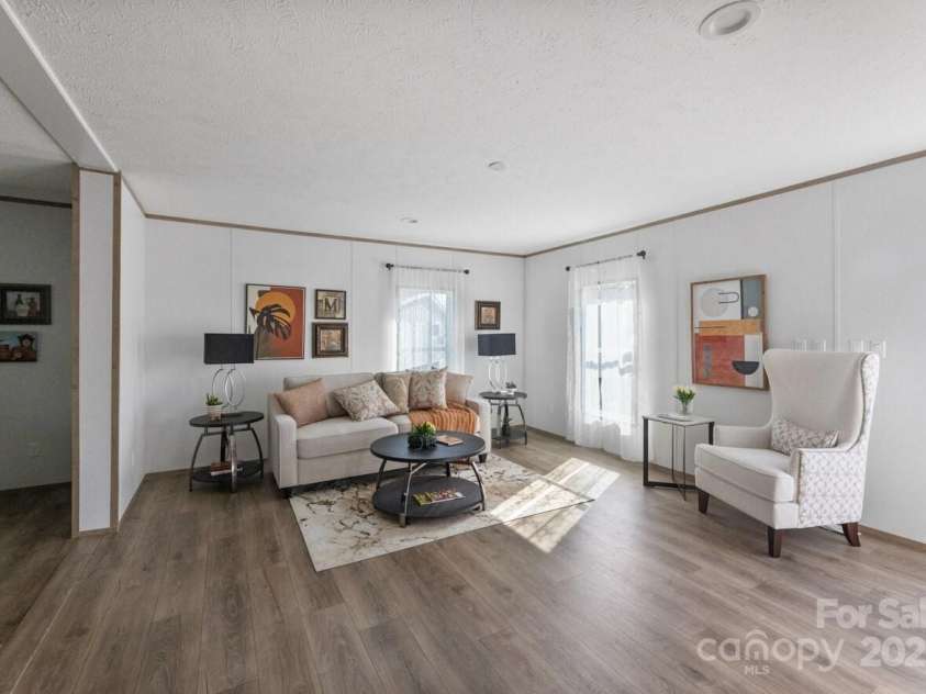 104 Advent Drive, Grover, NC 28073.  MLS# CAR4255581, YatesRealty ID 27164. Living Room