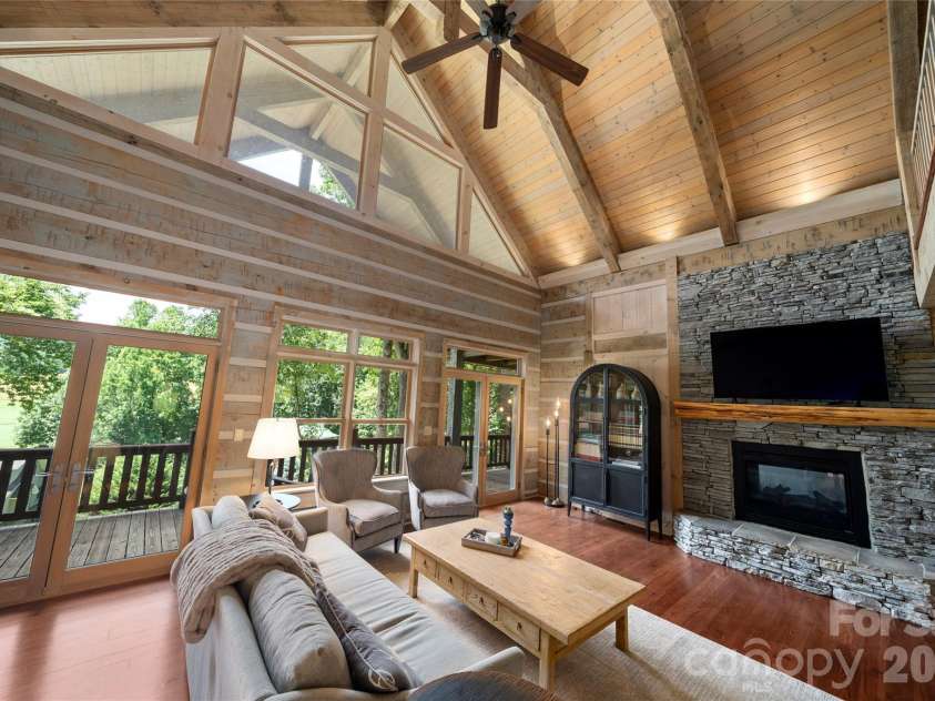 170 Cradling Cove, Waynesville, NC 28785.  MLS# CAR4387872, YatesRealty ID 27165. 