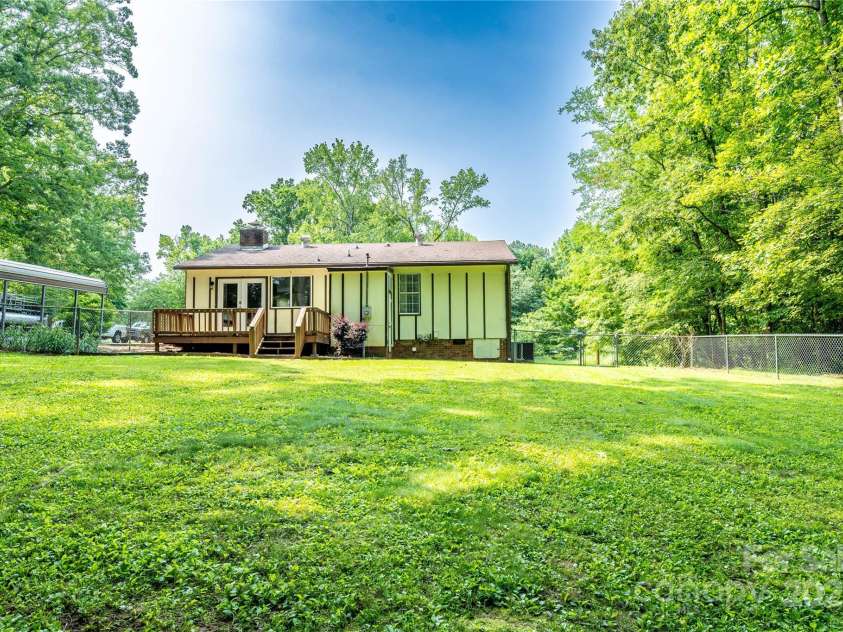 214 Cottage Place, York, SC 29745.  MLS# CAR4267142, YatesRealty ID 27165. 