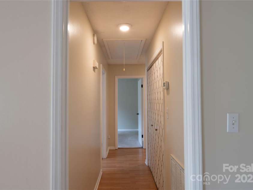 214 Cottage Place, York, SC 29745.  MLS# CAR4267142, YatesRealty ID 27165. 