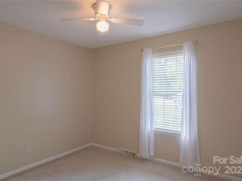 214 Cottage Place, York, SC 29745.  MLS# CAR4267142, YatesRealty ID 27165. 