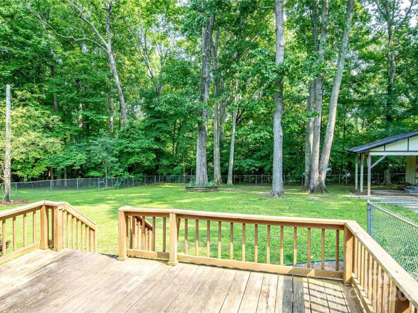 214 Cottage Place, York, SC 29745.  MLS# CAR4267142, YatesRealty ID 27165. 