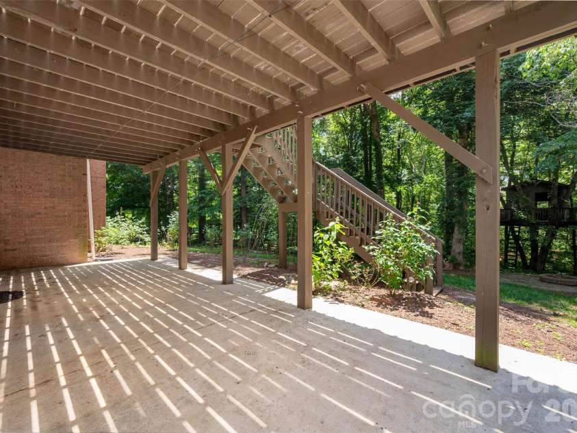8127 Grahamson Lane, Charlotte, NC 28269.  MLS# CAR4346437, YatesRealty ID 27166. Patio For Entertainment