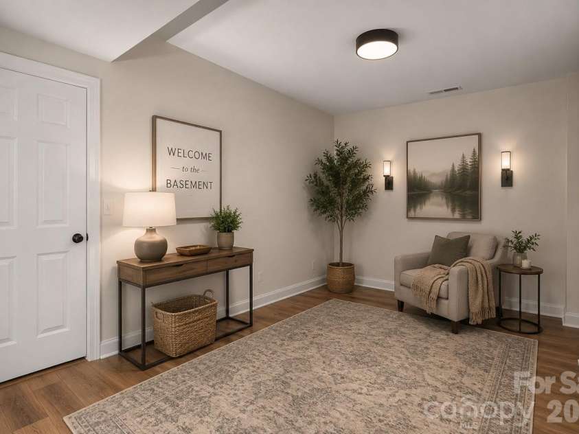8127 Grahamson Lane, Charlotte, NC 28269.  MLS# CAR4346437, YatesRealty ID 27166. Virtual Staging