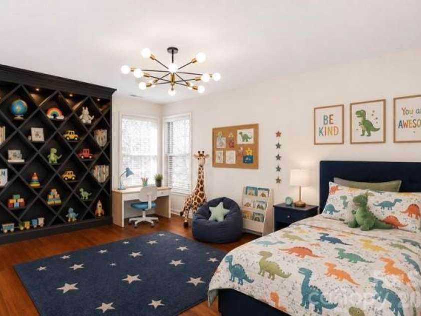 8127 Grahamson Lane, Charlotte, NC 28269.  MLS# CAR4346437, YatesRealty ID 27166. Virtual Staging