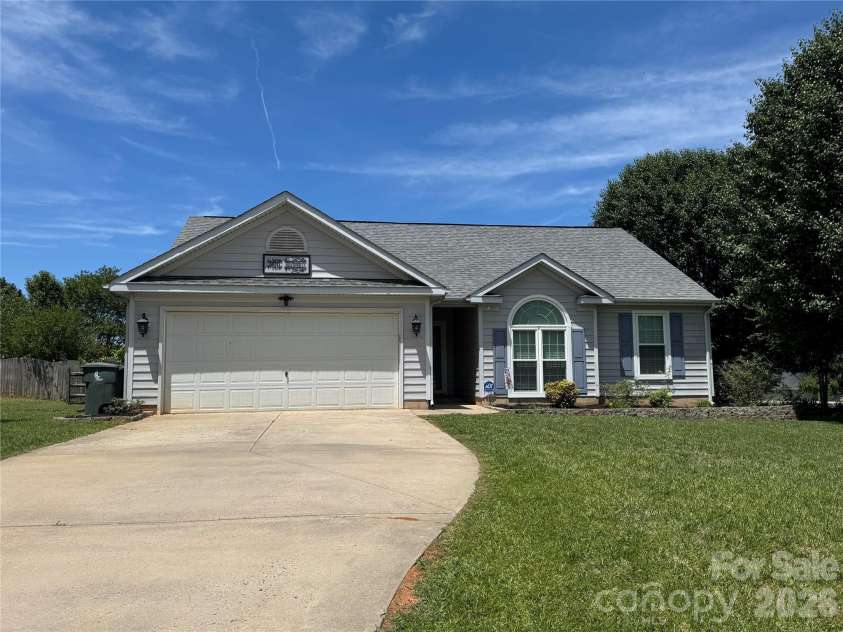 900 Milkwood Lane, Monroe, NC 28110.  MLS# CAR4380312, YatesRealty ID 27167. 