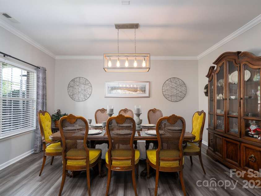 304 Augustus Lane, Mount Holly, NC 28120.  MLS# CAR4254365, YatesRealty ID 27168. Formal dining room