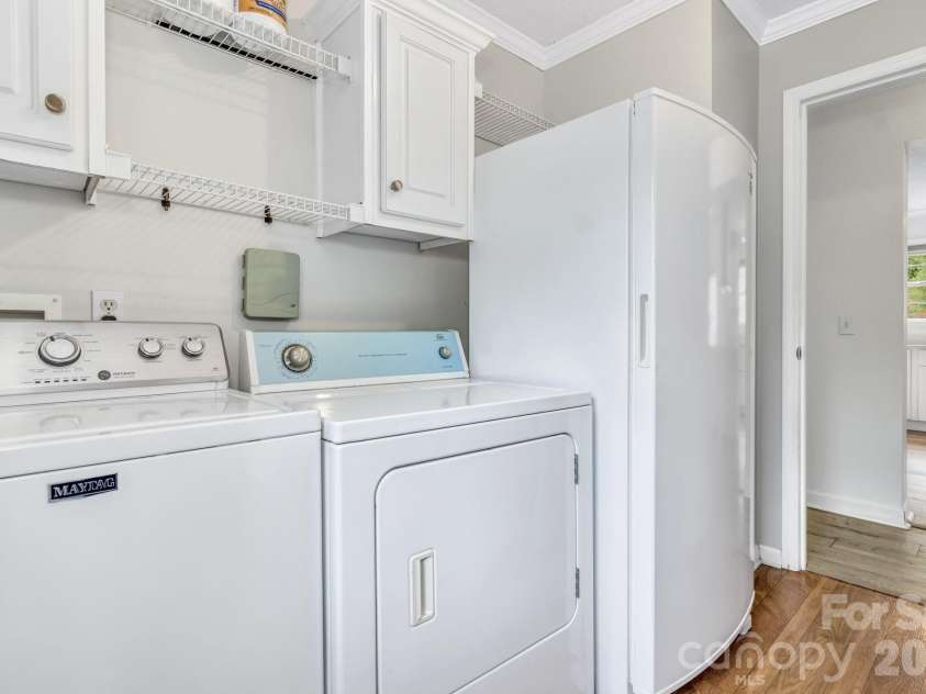 31 Trent Drive, Leicester, NC 28748.  MLS# CAR4380919, YatesRealty ID 27168. 