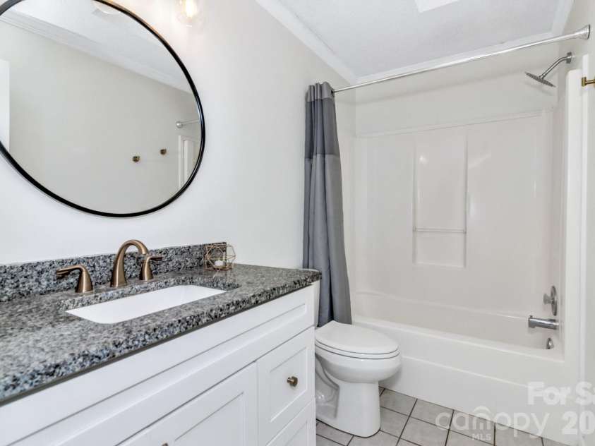 31 Trent Drive, Leicester, NC 28748.  MLS# CAR4380919, YatesRealty ID 27168. 