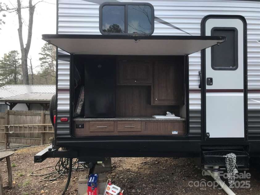 137 Landlubber Trail, Mount Gilead, NC 27306.  MLS# CAR4238475, YatesRealty ID 2717. 