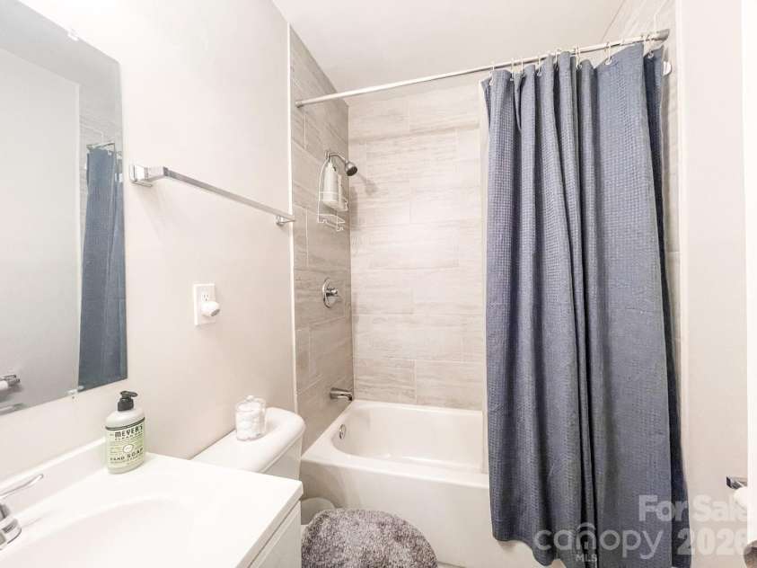 2309 Olando Street, Charlotte, NC 28206.  MLS# CAR4317059, YatesRealty ID 2717. 