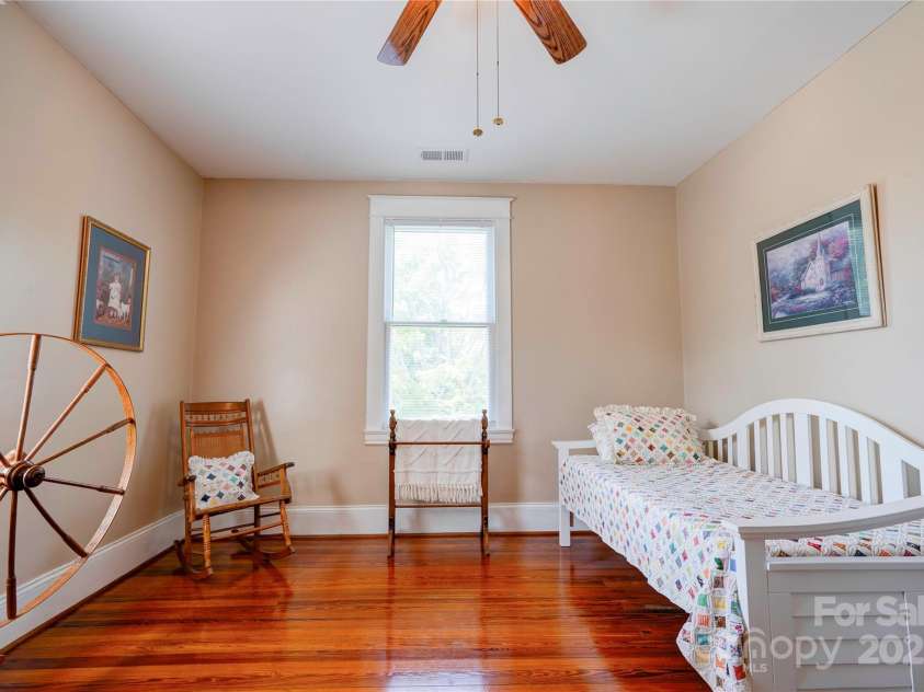 615 Warren Street, Shelby, NC 28150.  MLS# CAR4298346, YatesRealty ID 2717. Bedroom 3