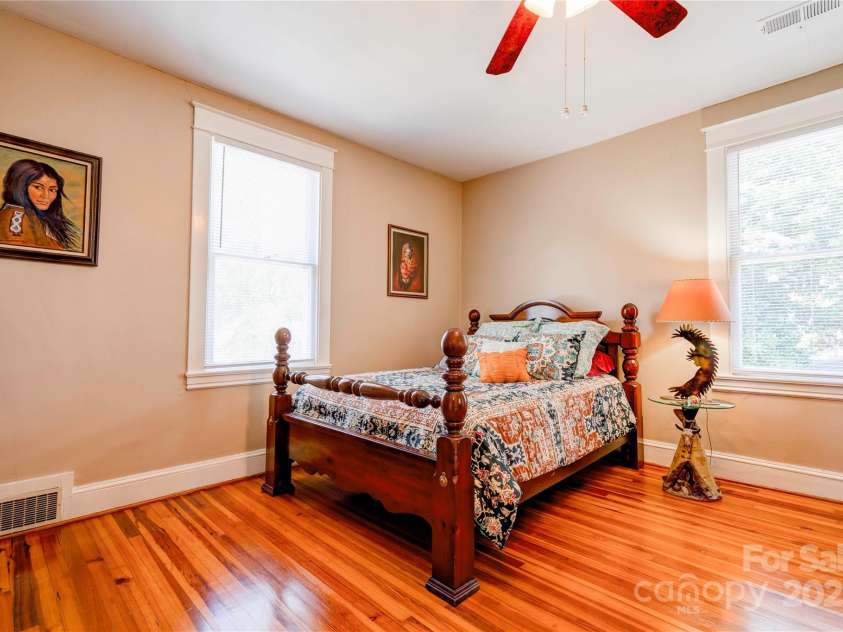 615 Warren Street, Shelby, NC 28150.  MLS# CAR4298346, YatesRealty ID 2717. Bedroom 4