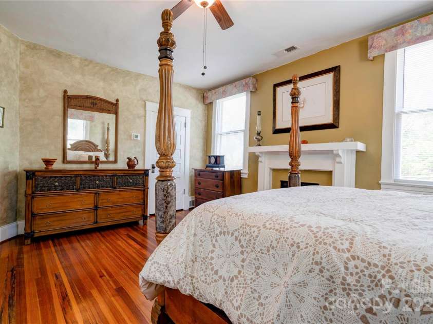 615 Warren Street, Shelby, NC 28150.  MLS# CAR4298346, YatesRealty ID 2717. Bedroom 5