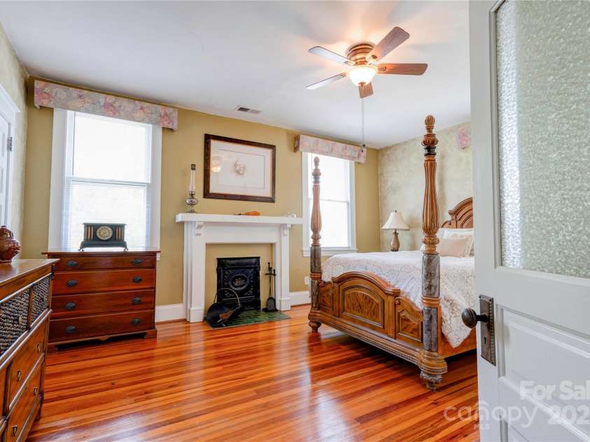 615 Warren Street, Shelby, NC 28150.  MLS# CAR4298346, YatesRealty ID 2717. Bedroom 5