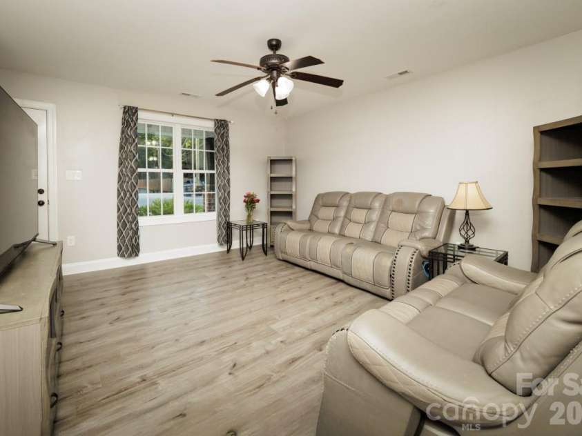 236 Cabarrus Avenue, Concord, NC 28025.  MLS# CAR4384143, YatesRealty ID 27171. 