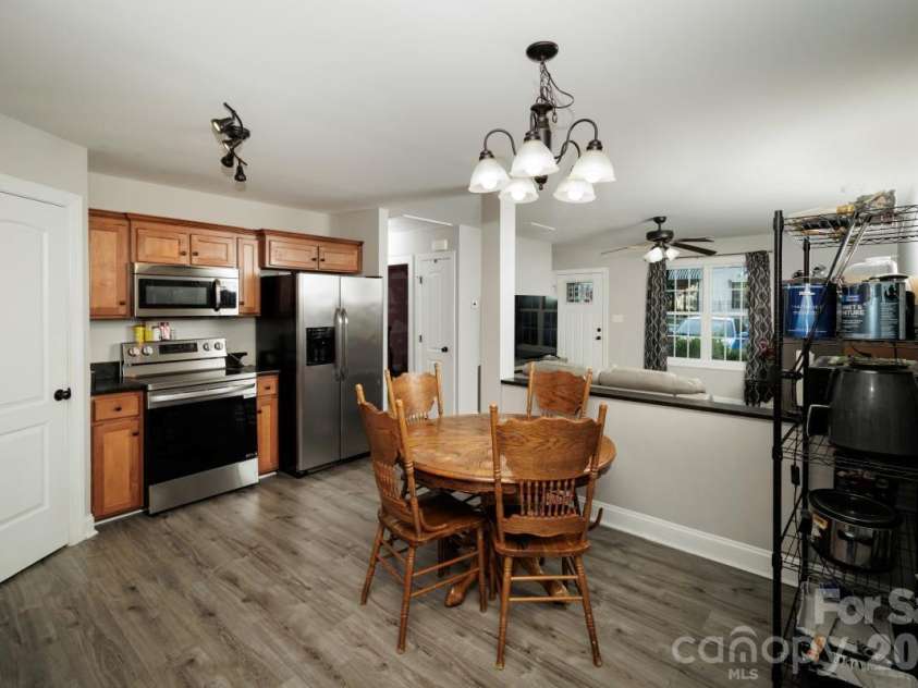 236 Cabarrus Avenue, Concord, NC 28025.  MLS# CAR4384143, YatesRealty ID 27171. 