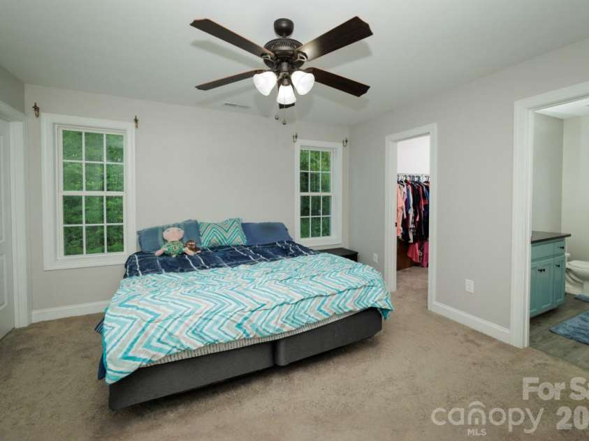 236 Cabarrus Avenue, Concord, NC 28025.  MLS# CAR4384143, YatesRealty ID 27171. 
