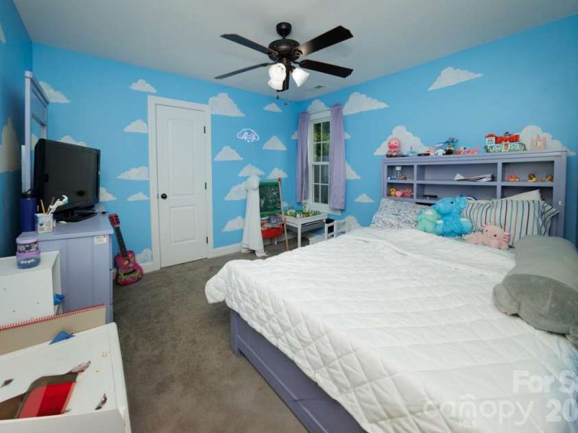 236 Cabarrus Avenue, Concord, NC 28025.  MLS# CAR4384143, YatesRealty ID 27171. 