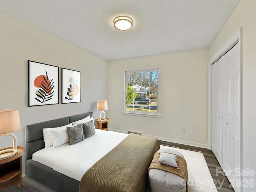 4008 Dunwoody Drive, Charlotte, NC 28215.  MLS# CAR4335406, YatesRealty ID 27172. Bdr 2 Virtually Staged