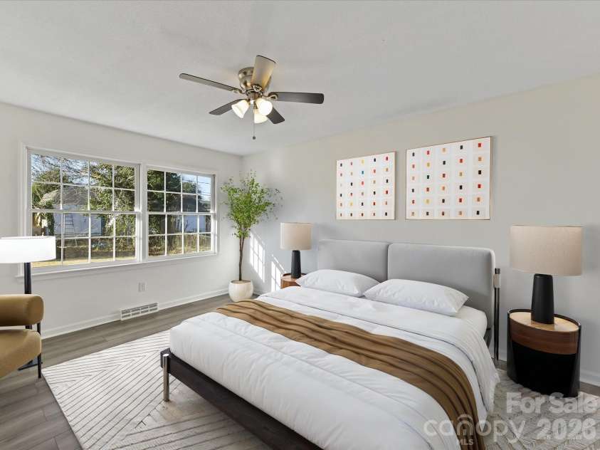 4008 Dunwoody Drive, Charlotte, NC 28215.  MLS# CAR4335406, YatesRealty ID 27172. Primary Bedroom Virtually Staged