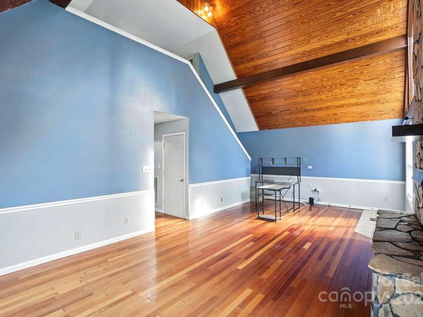 1235 Stony Point Road, Kings Mountain, NC 28086.  MLS# CAR4278142, YatesRealty ID 27173. 