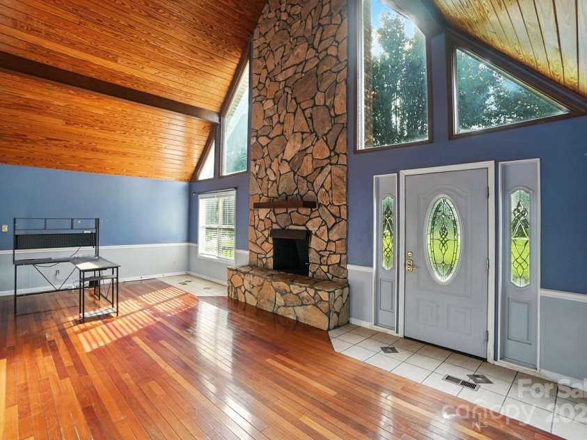 1235 Stony Point Road, Kings Mountain, NC 28086.  MLS# CAR4278142, YatesRealty ID 27173. 