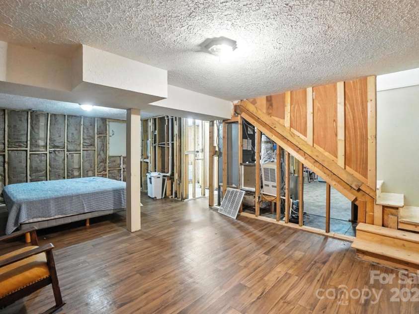 1235 Stony Point Road, Kings Mountain, NC 28086.  MLS# CAR4278142, YatesRealty ID 27173. 