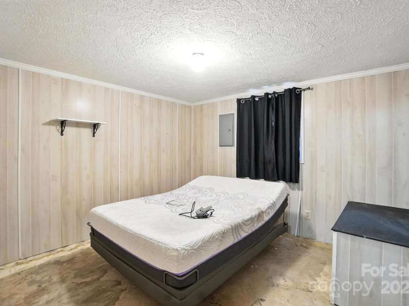 1235 Stony Point Road, Kings Mountain, NC 28086.  MLS# CAR4278142, YatesRealty ID 27173. 