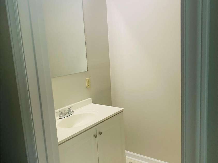 4544 Valeview Lane, Charlotte, NC 28269.  MLS# CAR4279846, YatesRealty ID 27177. 