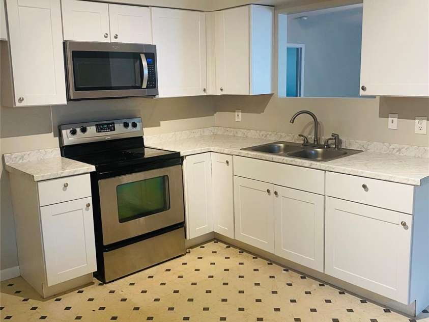 4544 Valeview Lane, Charlotte, NC 28269.  MLS# CAR4279846, YatesRealty ID 27177. 