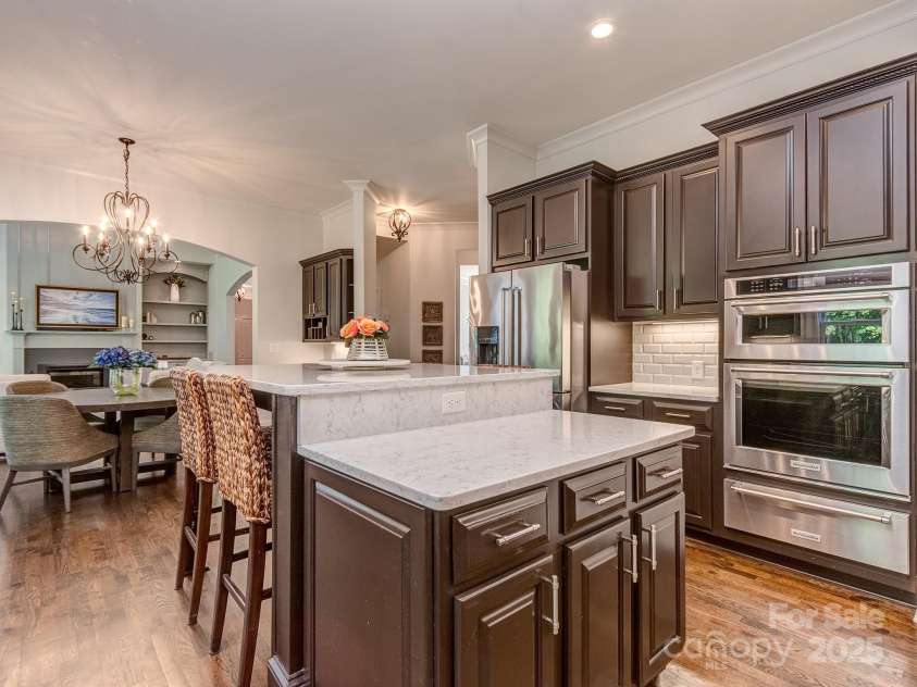 102 Montrose Drive, Waxhaw, NC 28173.  MLS# CAR4280663, YatesRealty ID 27178. 