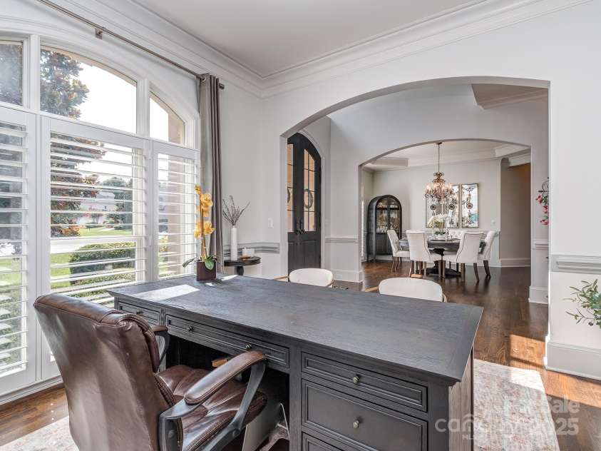 102 Montrose Drive, Waxhaw, NC 28173.  MLS# CAR4280663, YatesRealty ID 27178. 