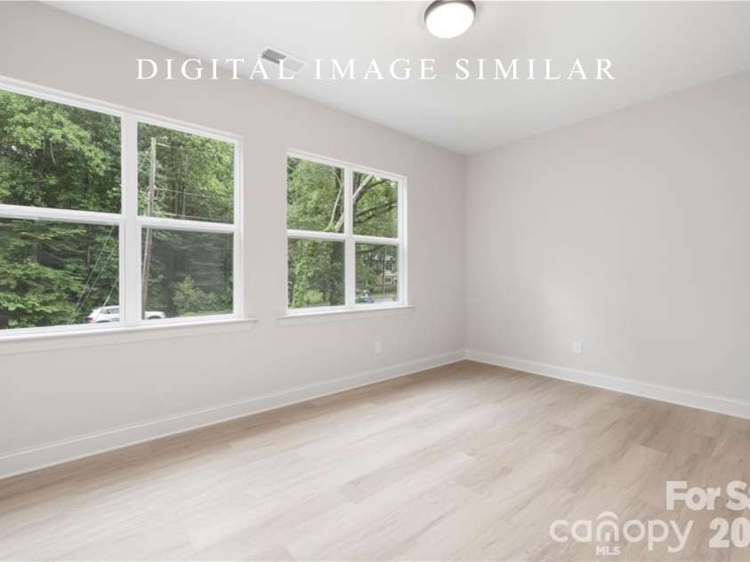 6633 Terry Lane, Charlotte, NC 28215.  MLS# CAR4381657, YatesRealty ID 27178. 