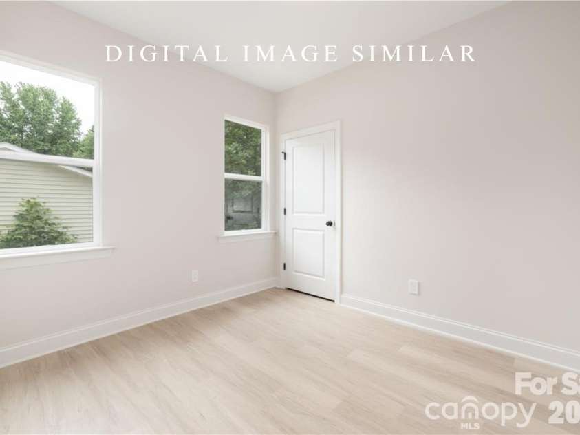 6633 Terry Lane, Charlotte, NC 28215.  MLS# CAR4381657, YatesRealty ID 27178. 