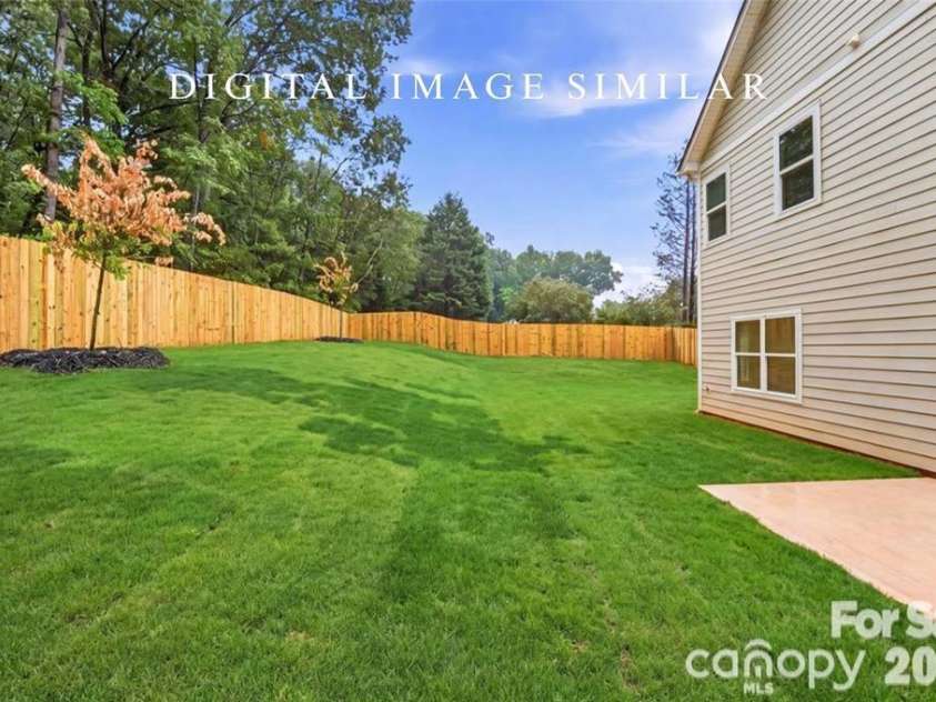 6633 Terry Lane, Charlotte, NC 28215.  MLS# CAR4381657, YatesRealty ID 27178. 