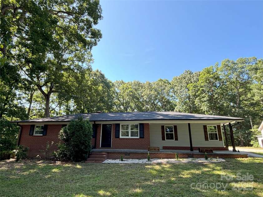 5335 Nc 152 Highway, China Grove, NC 28023.  MLS# CAR4280832, YatesRealty ID 27179. 