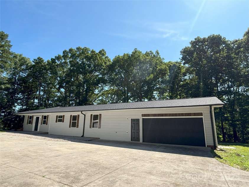 5335 Nc 152 Highway, China Grove, NC 28023.  MLS# CAR4280832, YatesRealty ID 27179. 