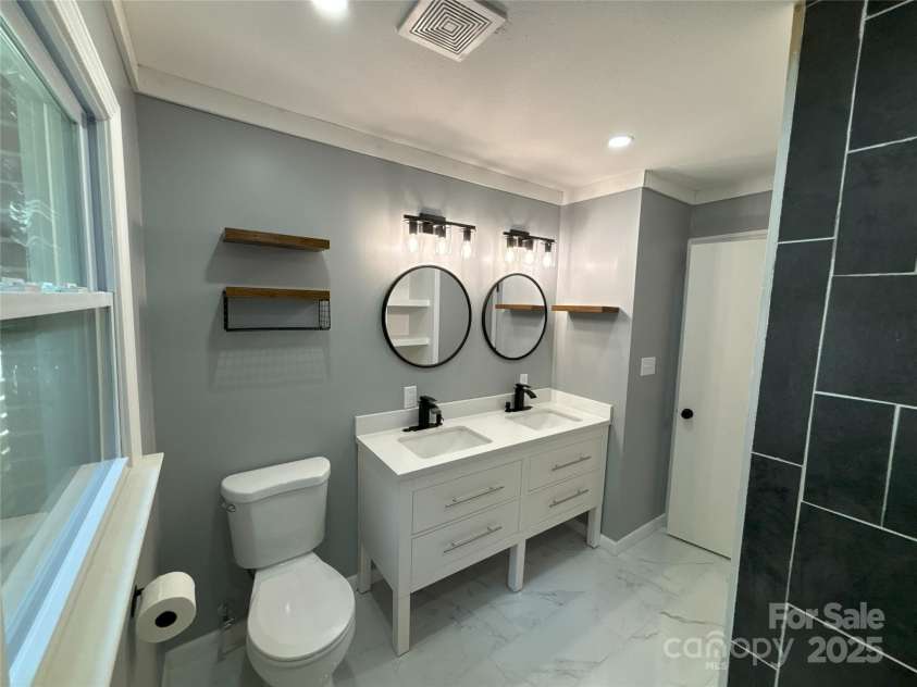 5335 Nc 152 Highway, China Grove, NC 28023.  MLS# CAR4280832, YatesRealty ID 27179. 