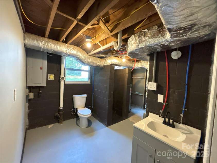 5335 Nc 152 Highway, China Grove, NC 28023.  MLS# CAR4280832, YatesRealty ID 27179. 